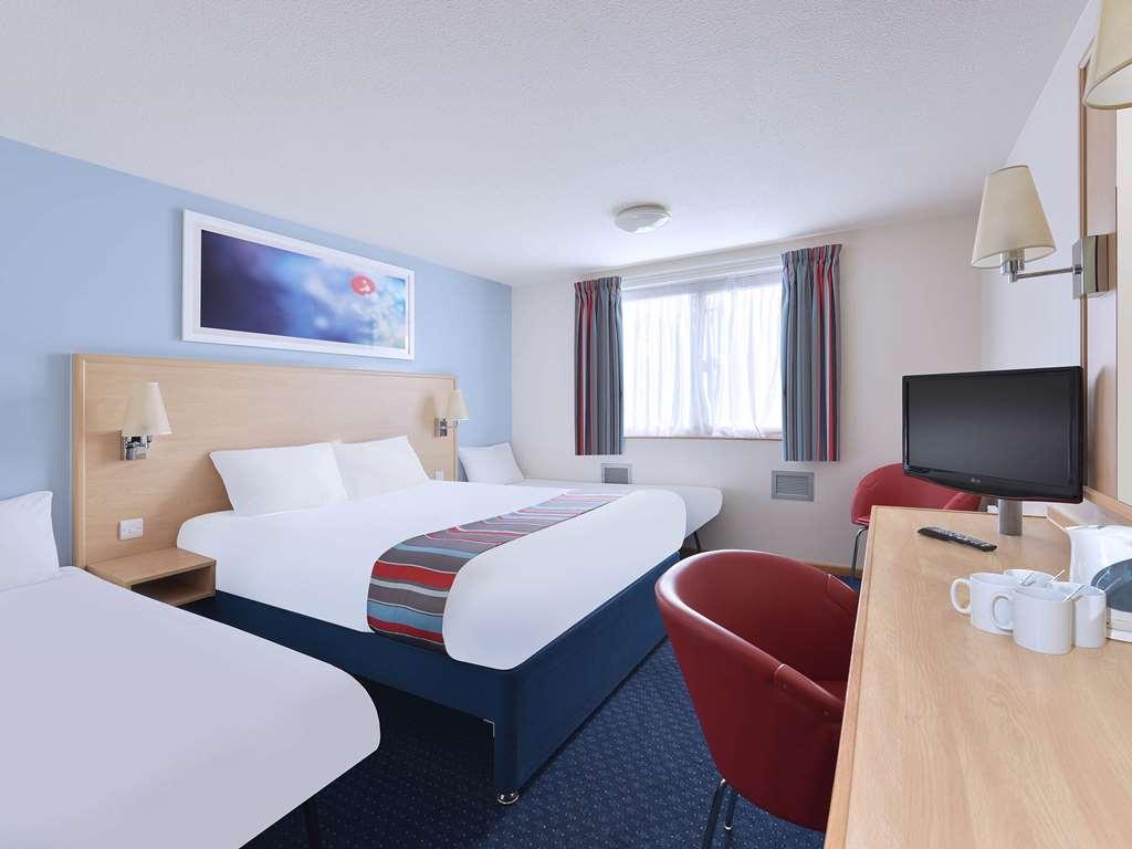 Travelodge Newbury Tot Hill Highclere Camera foto