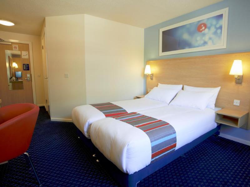 Travelodge Newbury Tot Hill Highclere Esterno foto