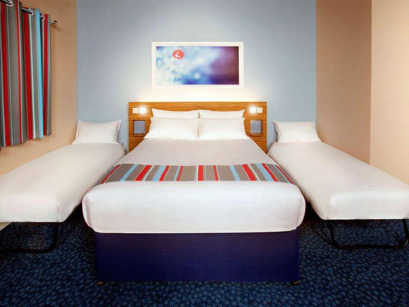 Travelodge Newbury Tot Hill Highclere Esterno foto
